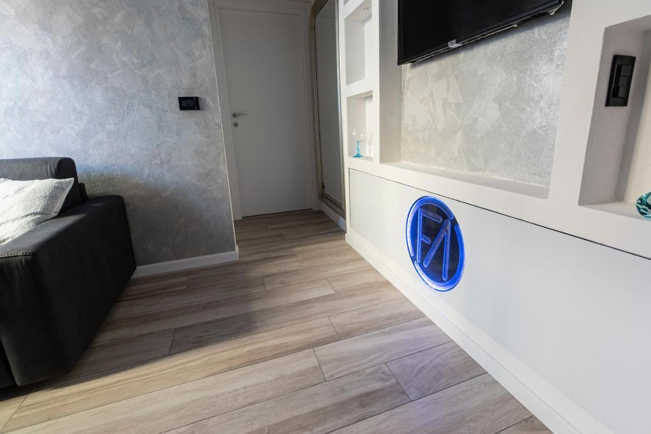 Fashion Apartment Silver Bologna Luaran gambar
